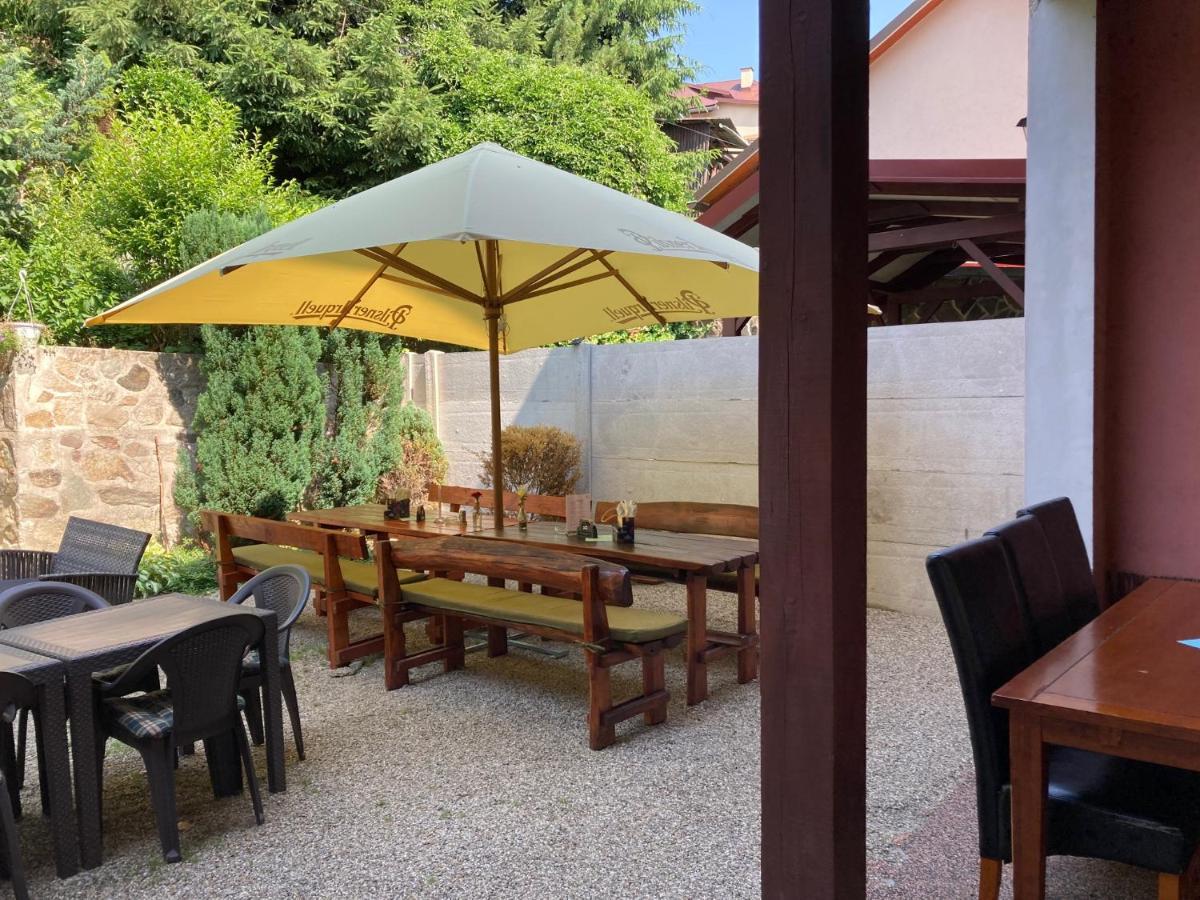 Country House & Restaurant Hronec Dış mekan fotoğraf