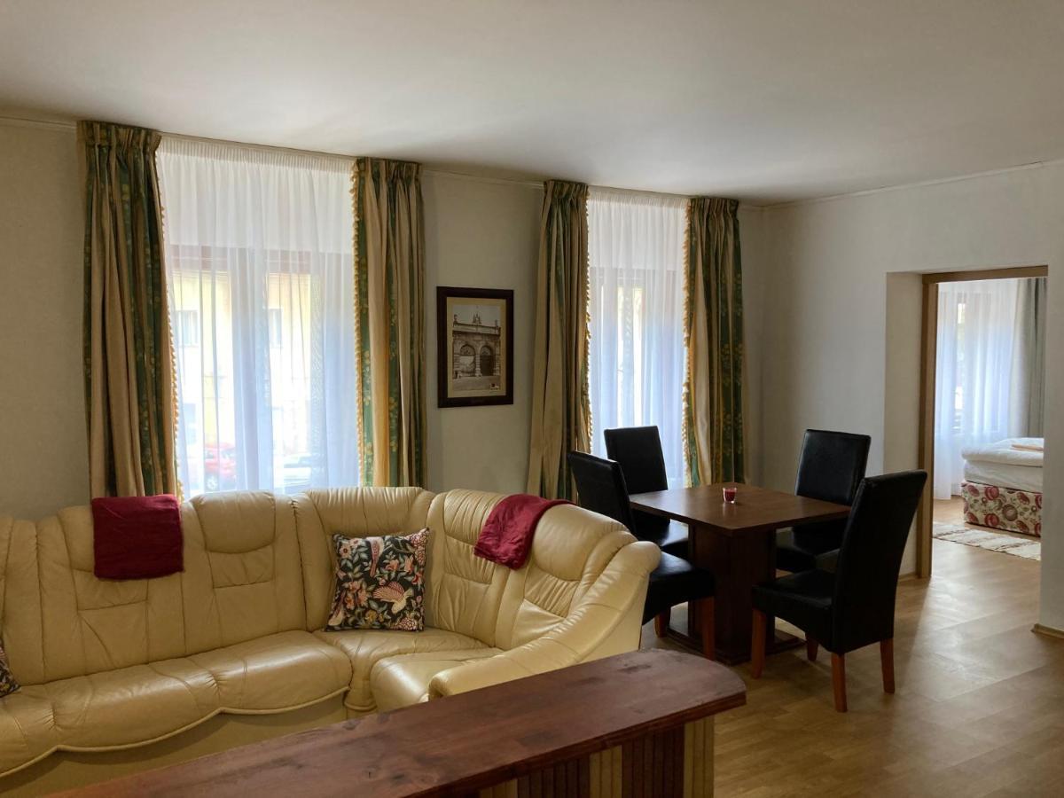 Country House & Restaurant Hronec Dış mekan fotoğraf